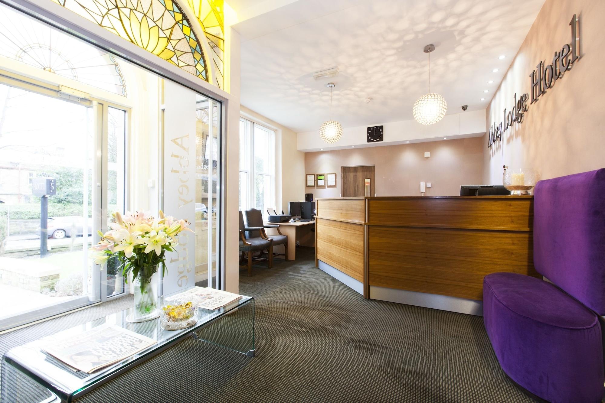 The Abbey 3*
